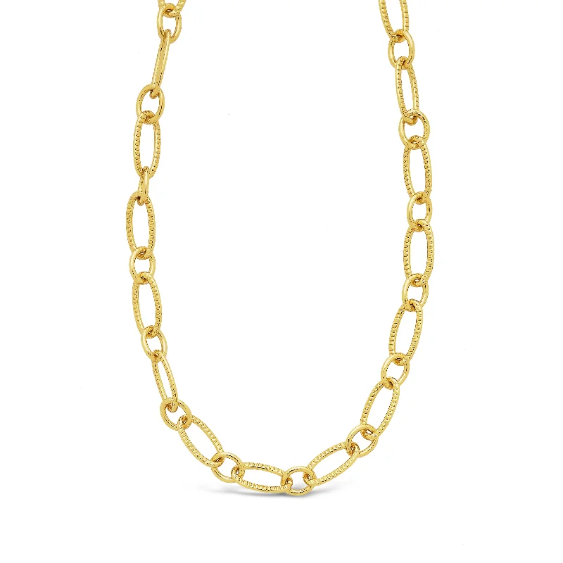 Women's family necklaces-Textured Oval Link Necklace [Gold]