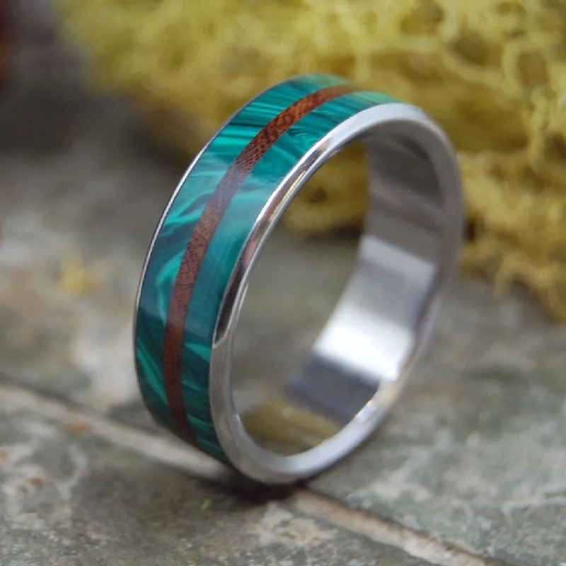 Women's custom engraving rings-Gathering Moss | Men's Green Malachite, Desert Ironwood & Titanium Wedding Ring