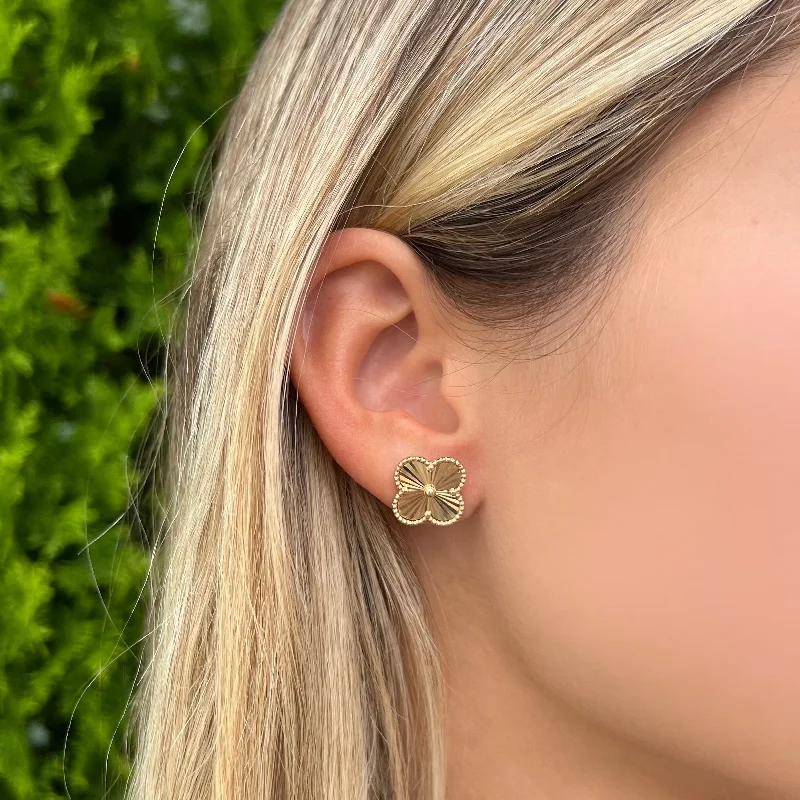 Women's silver-plated earrings-14K GOLD LARGE CARLIE CLOVER STUDS