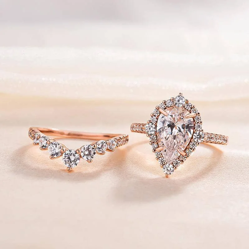 Women's spiritual rings-Elegant Rose Gold 2.2 Carat Halo Pear Cut Bridal Ring Set