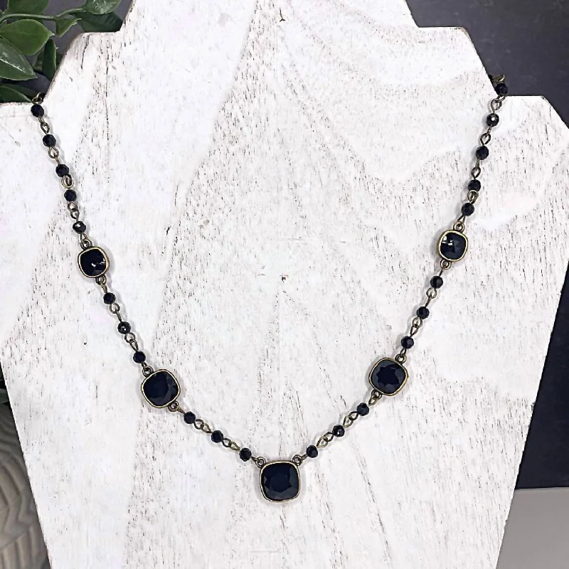 Women's leather necklaces-Women's Faceted Beaded Necklace In Black