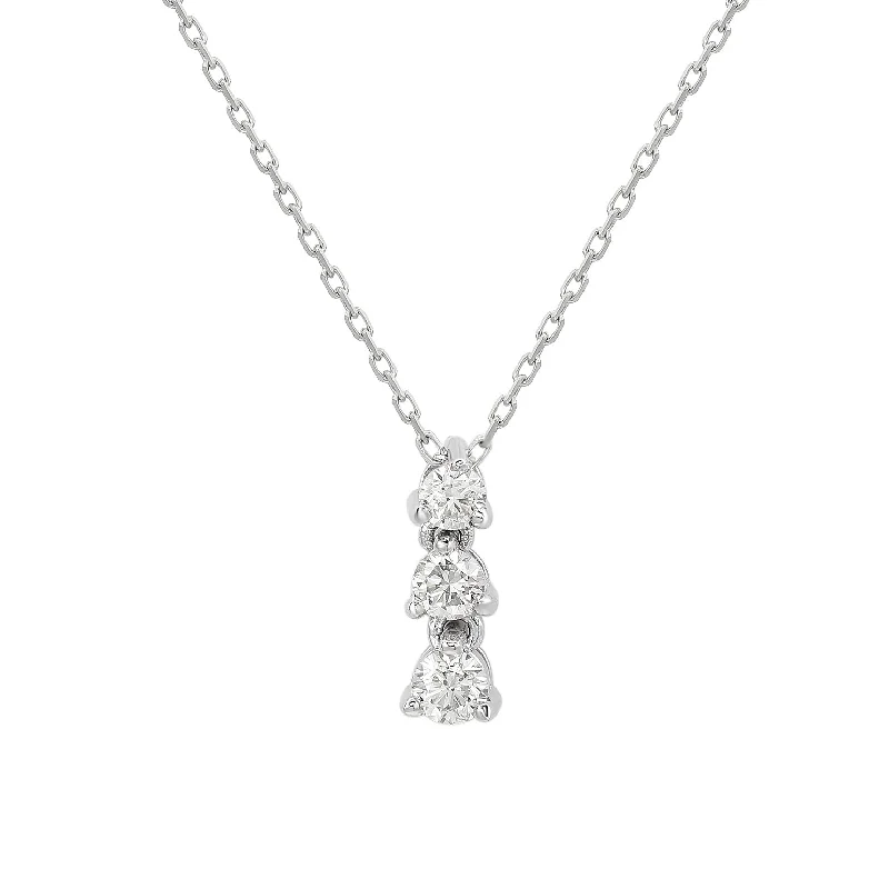 Women's locket necklaces-Suzy Levian 14K White Gold 0.33 ct. tw. Diamond Graduating Drop Necklace