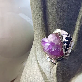 Women's promise rings-Rock Amethyst - Statement Ring