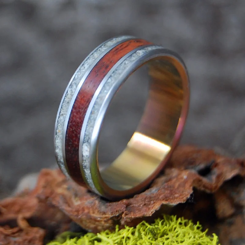 Trendy women's rings-Wood & Beach Sunset Ii | Men's Amboyna Burl, Beach Sand & Titanium Wedding Ring