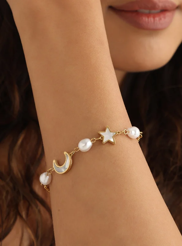 Women's mother-daughter bangles-Pearls Moon & Star Summer Bracelet