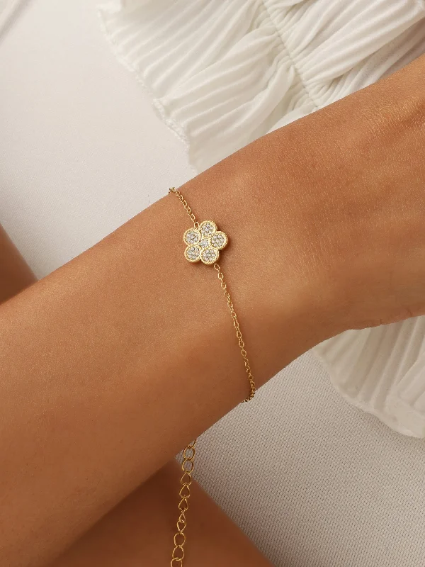 Women's everyday bangles-Simple Clover Gold Bracelet