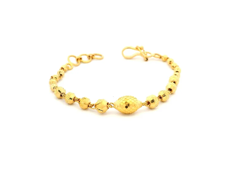 Women's gemstone bangles-22ct Yellow Gold Children's Bracelet with Diamond-Cut Beads & 'U' Hook Clip Clasp – Durable Kids Jewellery